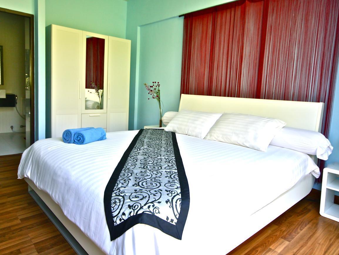 Villareal Heights Phuket Exterior photo