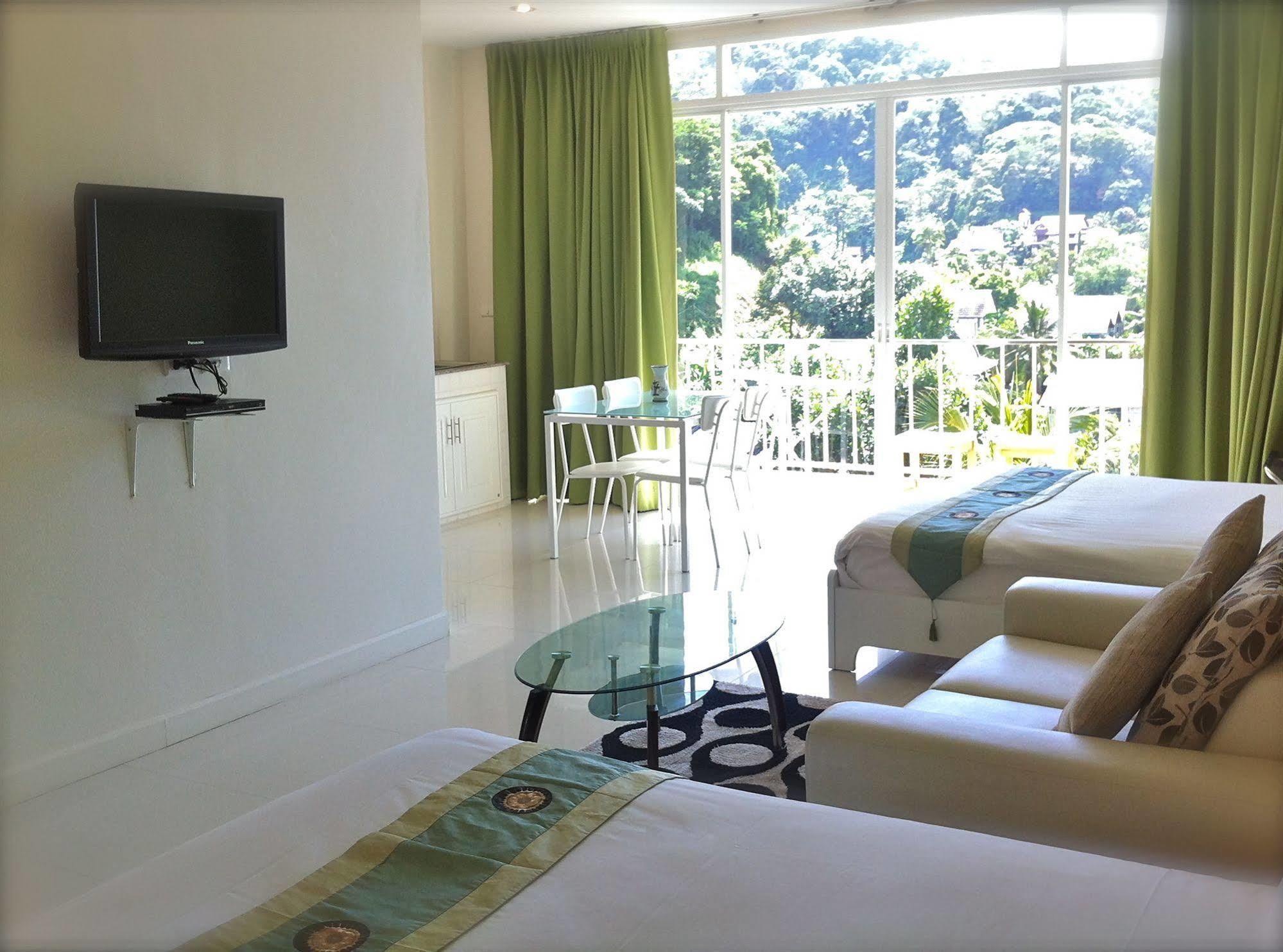 Villareal Heights Phuket Exterior photo